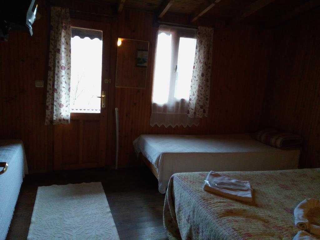 Ekoland Hotel Ава Екстериор снимка